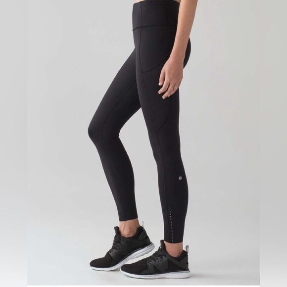 Lululemon Fast _Free 7/8 Tight II *Nulux 25", Size 4 - Picture 2 of 11